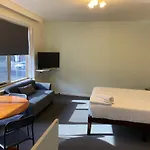 City Edge East Melbourne Apartment Hotel