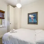\'The Gables\' Stylish Victorian Beachfront Abode