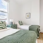 Hope House - True Victorian Meets Urban Living