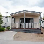 Airport Tourist Village Melbourne