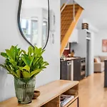 The Avenue The Place Terrific 4Br 2Bth Townhouse