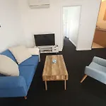 Cute, Cozy And Central Apartment 1 In Essendon With Free Parking