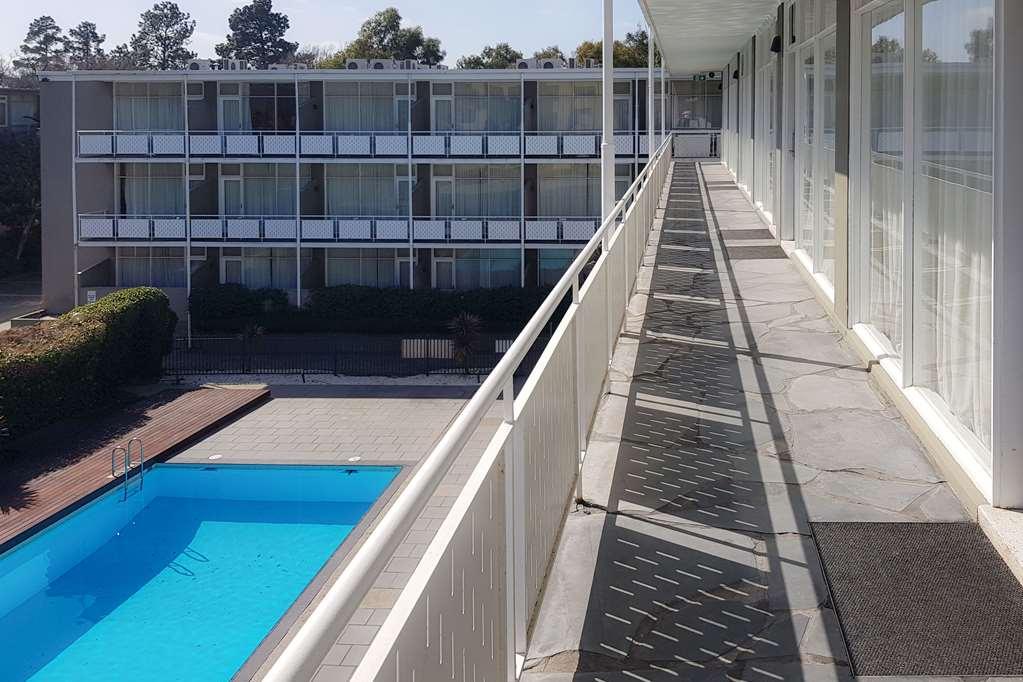 The Parkmore 4*