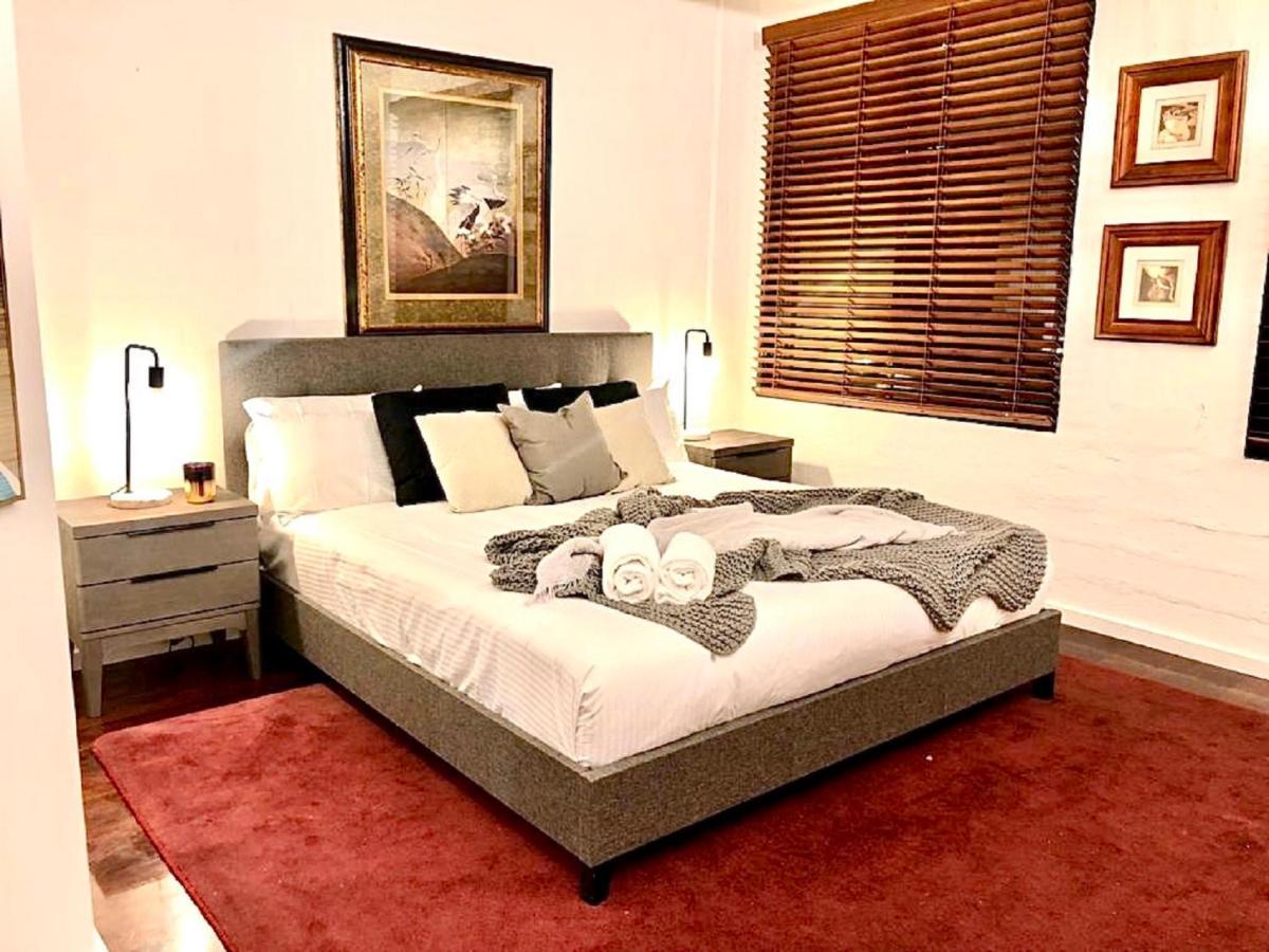 Apartment Readyset On King