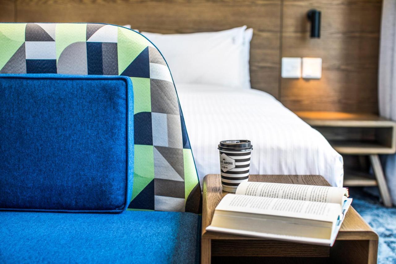 Express Little Collins By Ihg