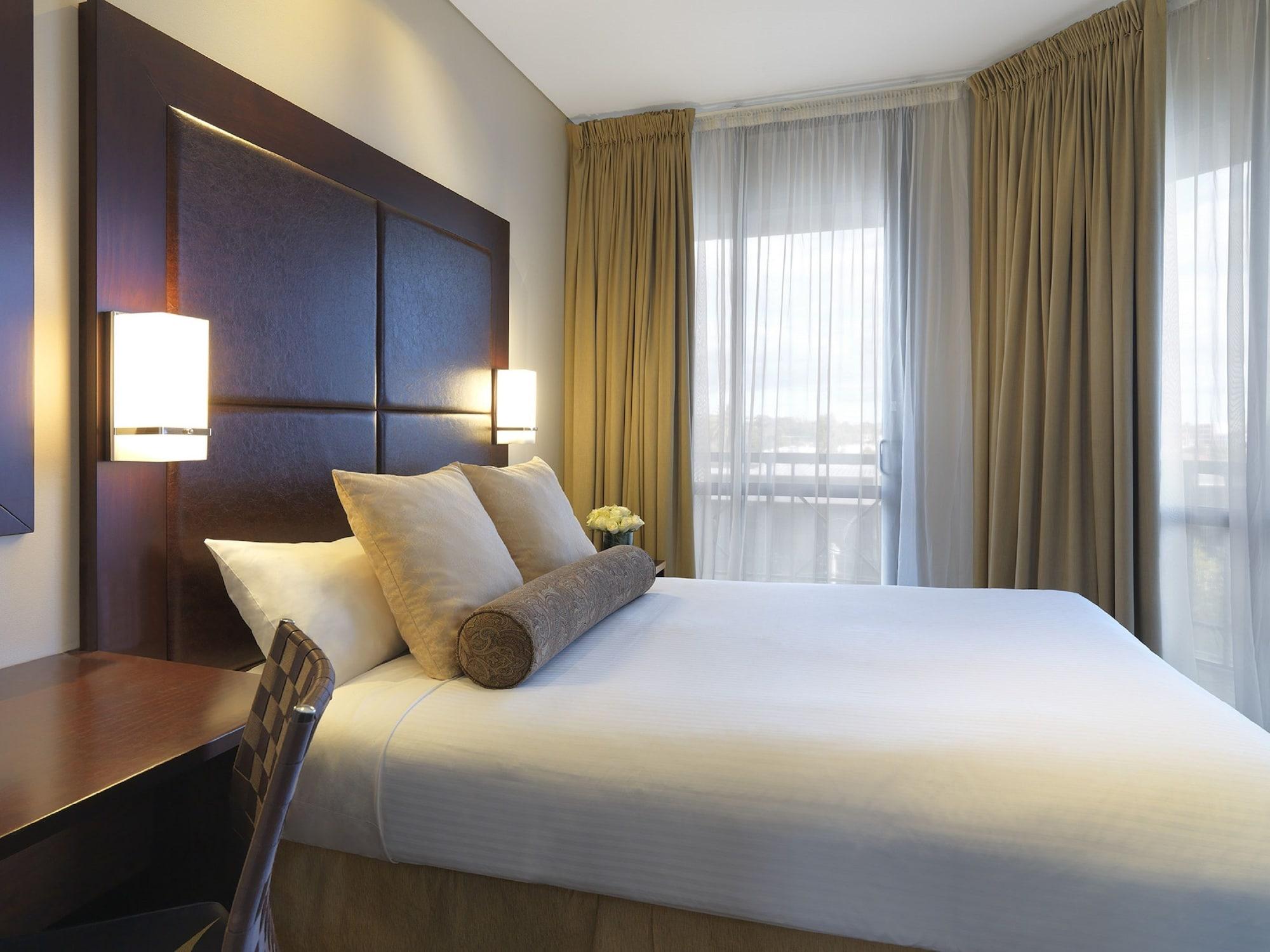Hotel Amora Riverwalk