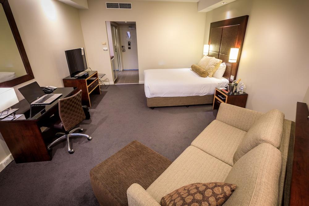 Hotel Amora Riverwalk 4*