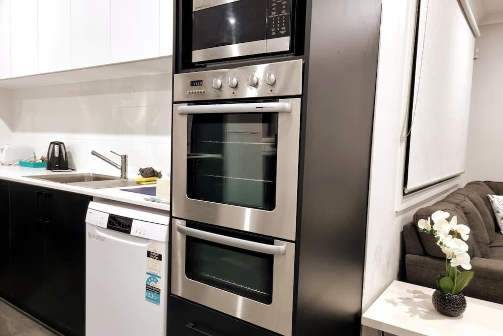 Apartment Spacious Modern - St Kilda East Melbourne
