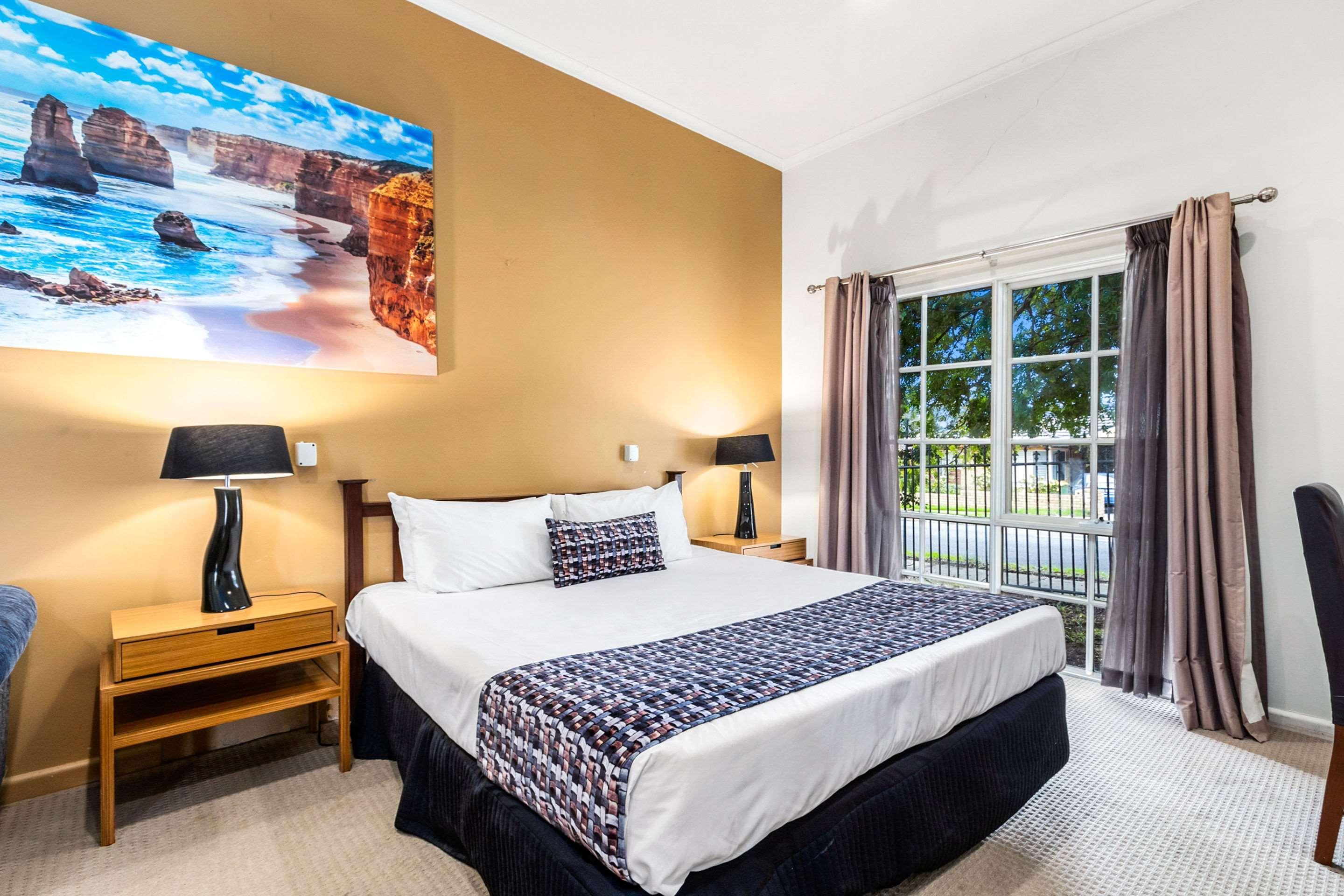 Greensborough Motel 3*