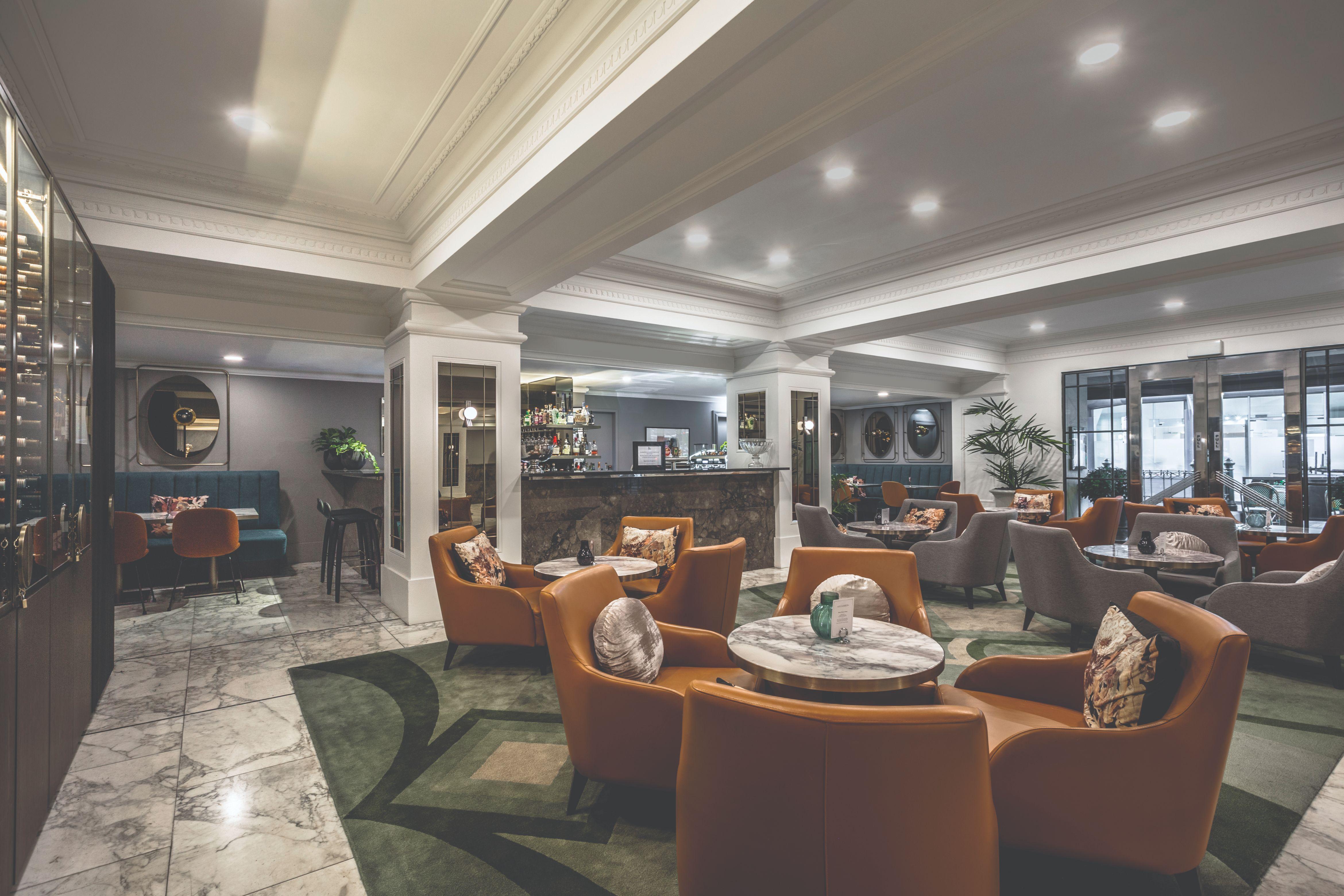 The Savoy On Little Collins Hotel 4*