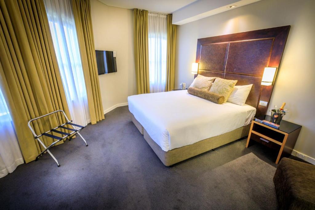 Hotel Amora Riverwalk 4*