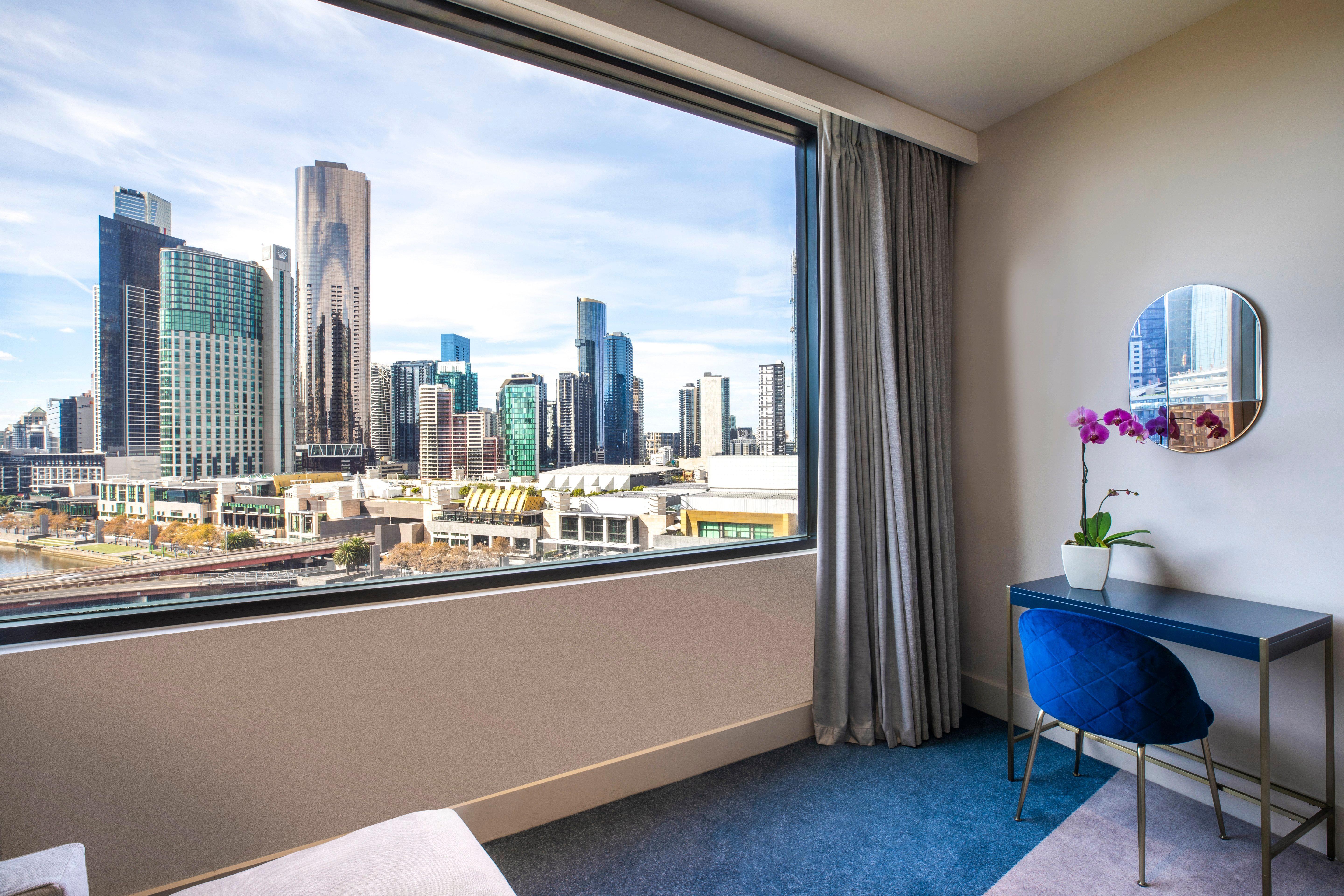 Crowne Plaza By Ihg 4*