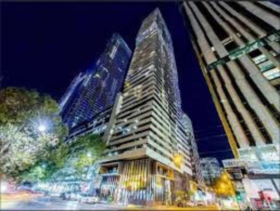 Cozy Cbd 2-bedder At Perfect Location