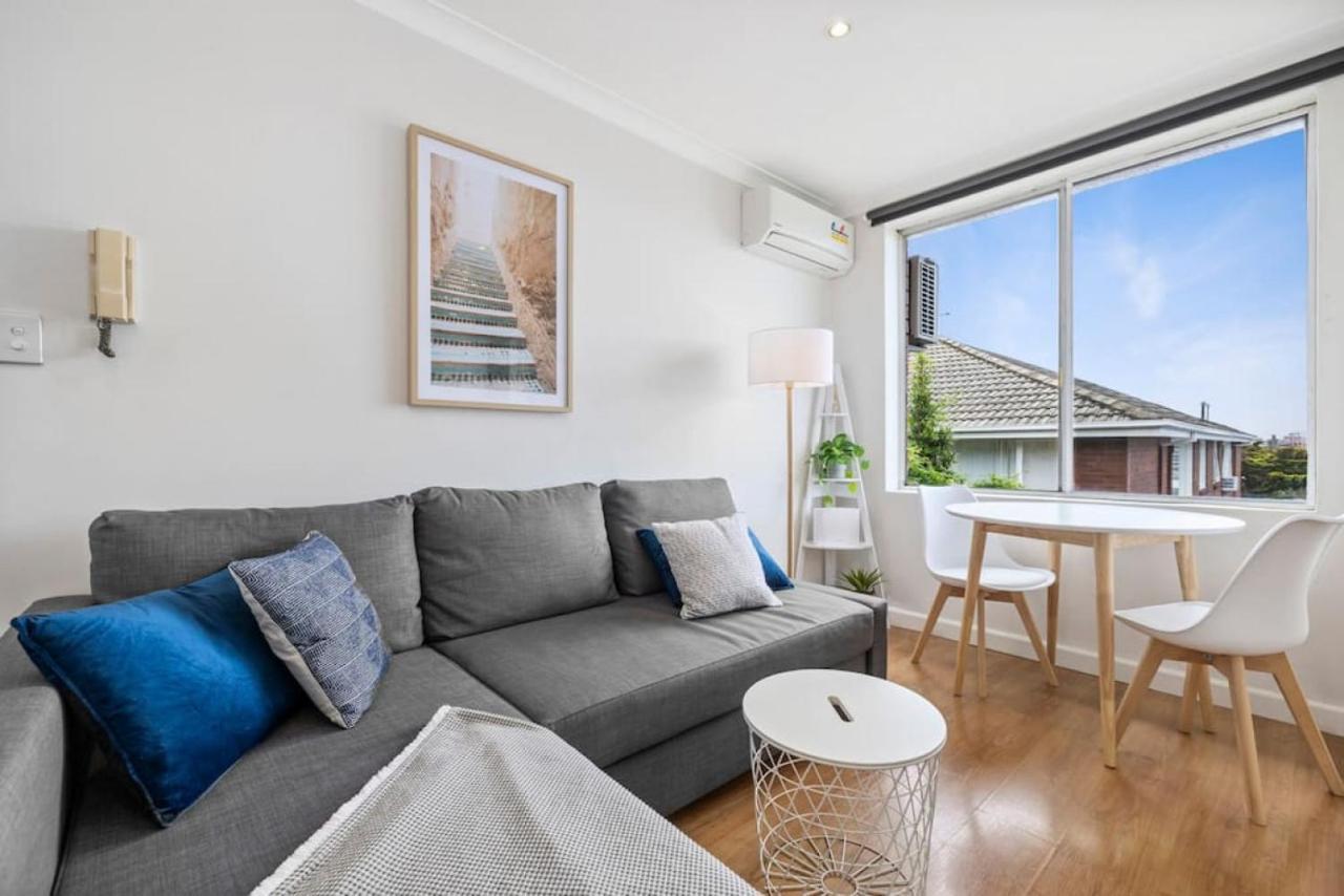 Level One Bedroom With Mcg Views * Melbourne