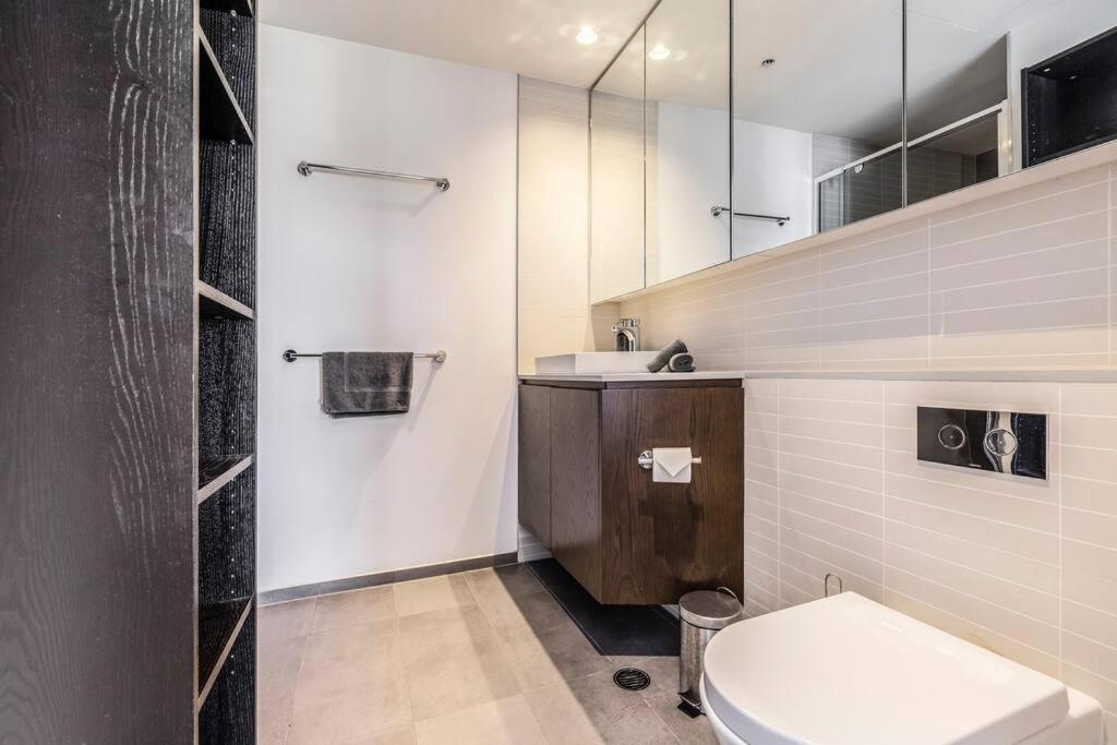 Living 02677 Apartamento Melbourne
