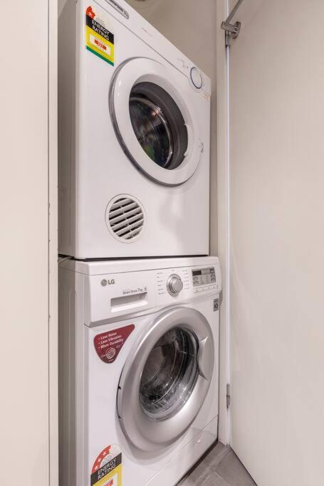 Apartamento Living 02677 *