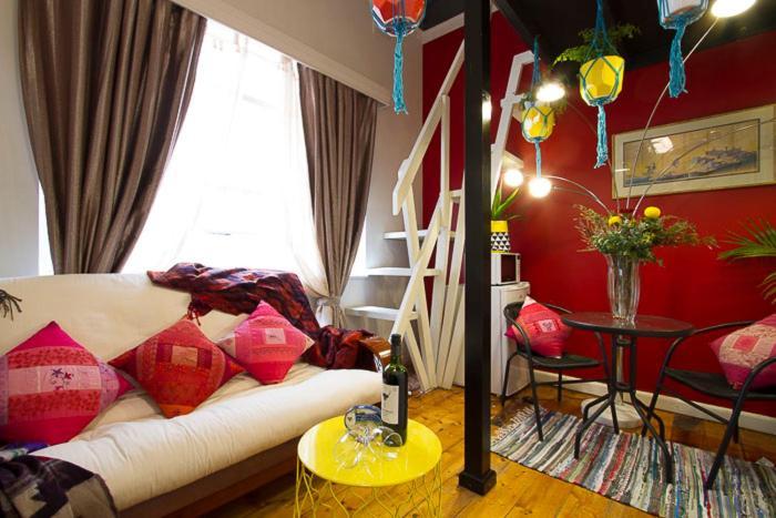 Carlton Studio Lofts - The Tiny House Movement Front Melbourne