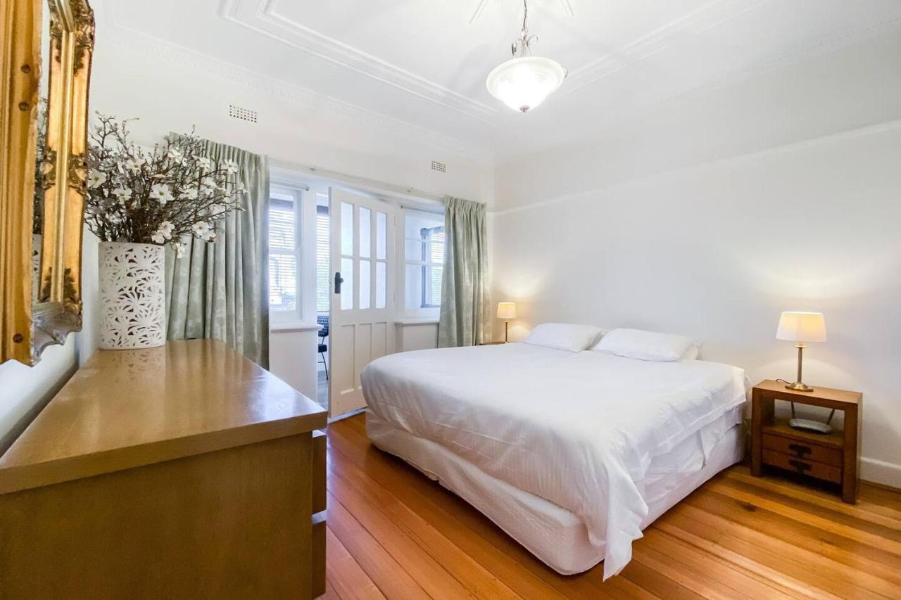 Apartment 'the Gables' Stylish Victorian Beachfront Abode Melbourne