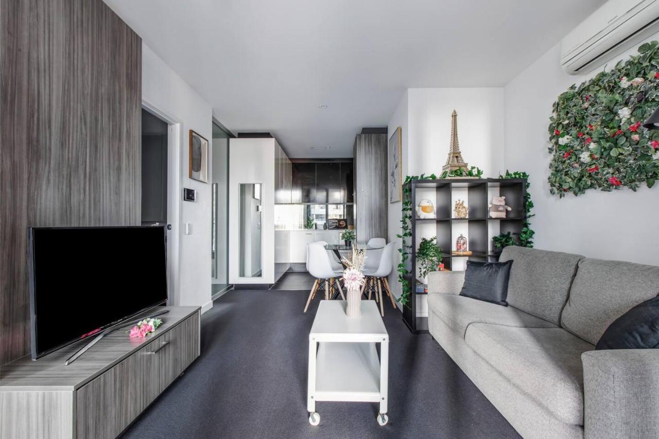 The Spencer - An Executive In Melbourne's Cbd Apartment *