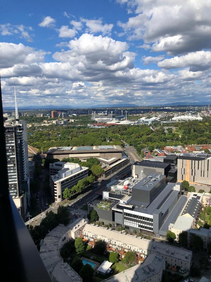 Modern 3 Bedroom With Amazing Views *