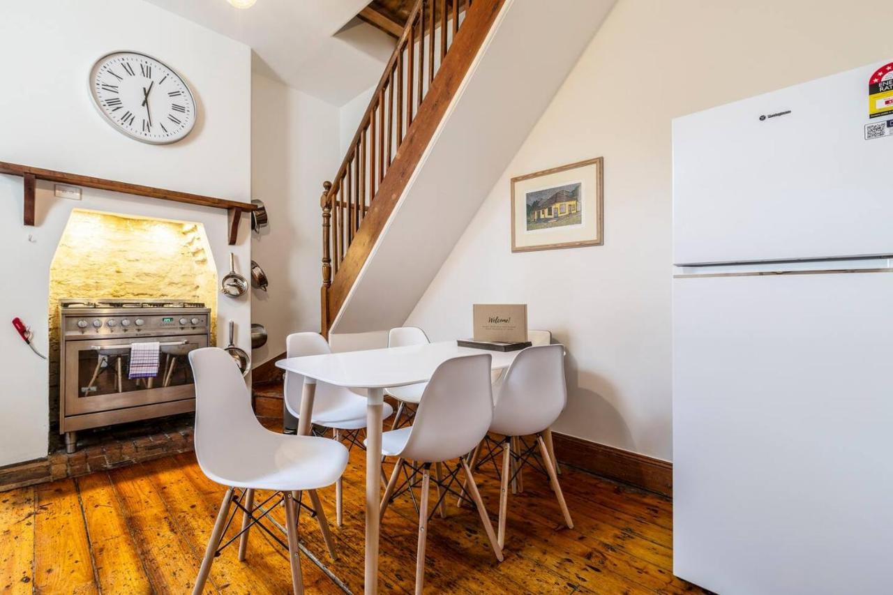 Hope House - True Victorian Meets Urban Living Apartment *