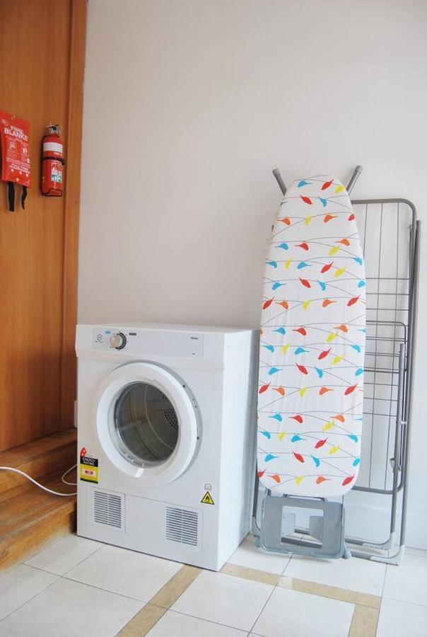 A Carlton Classic - Quaint Inner-city Getaway *
