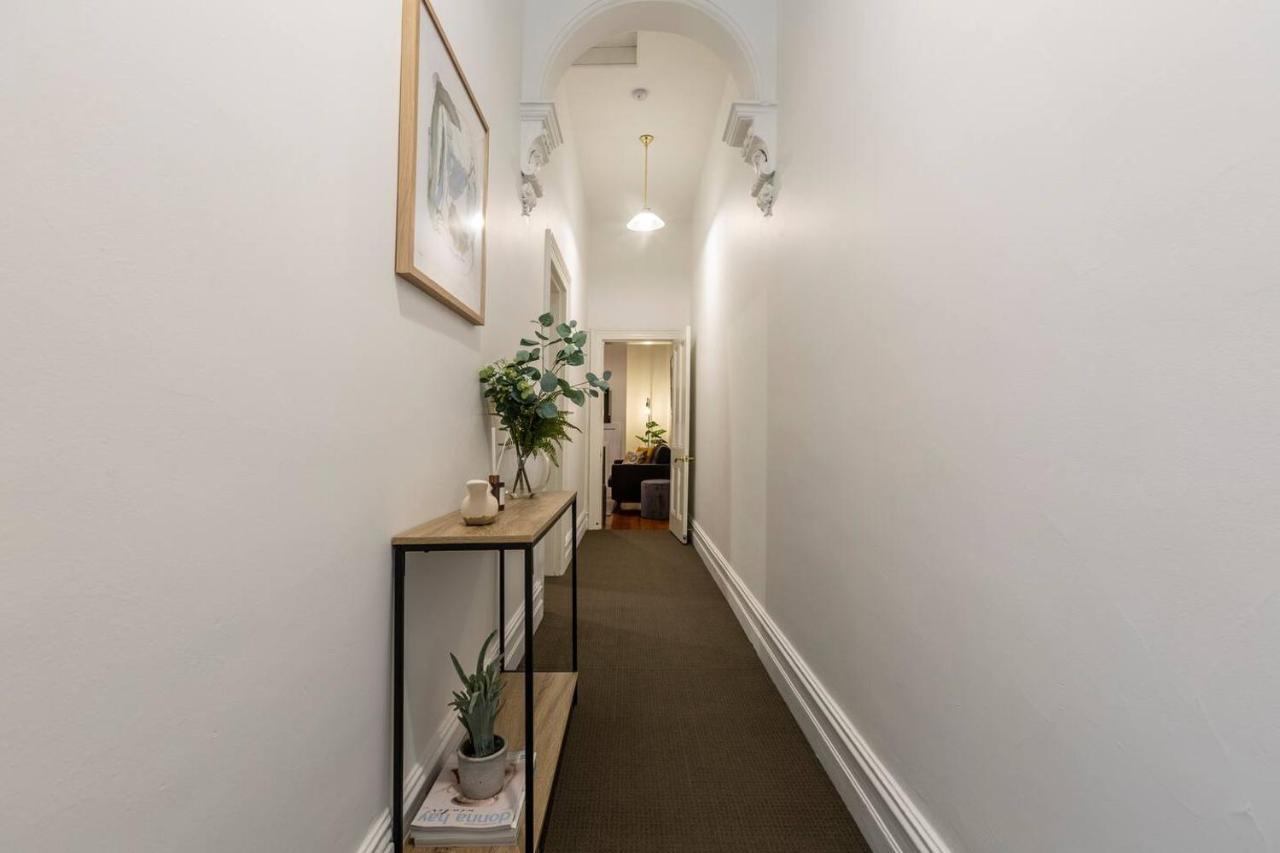 A Carlton Classic - Quaint Inner-city Getaway *