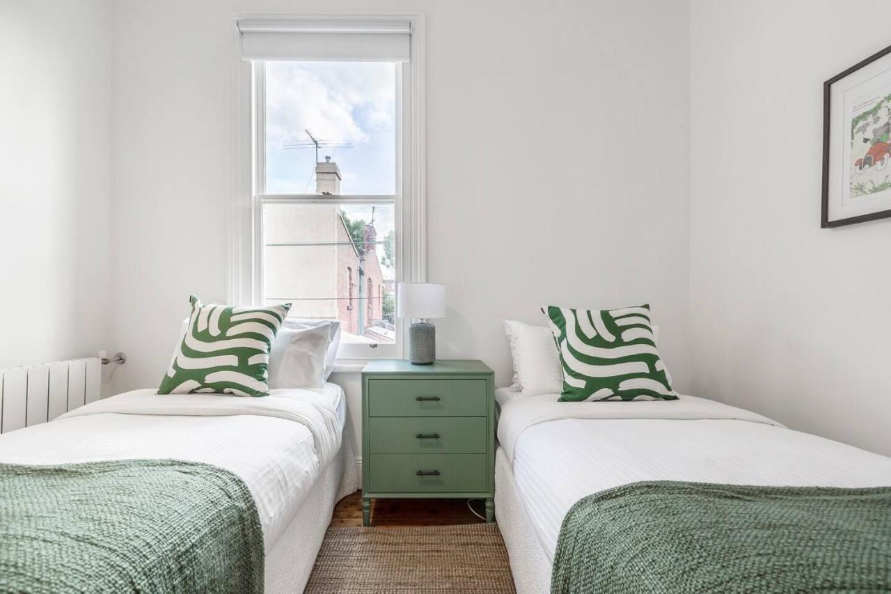 Hope House - True Victorian Meets Urban Living Apartment *