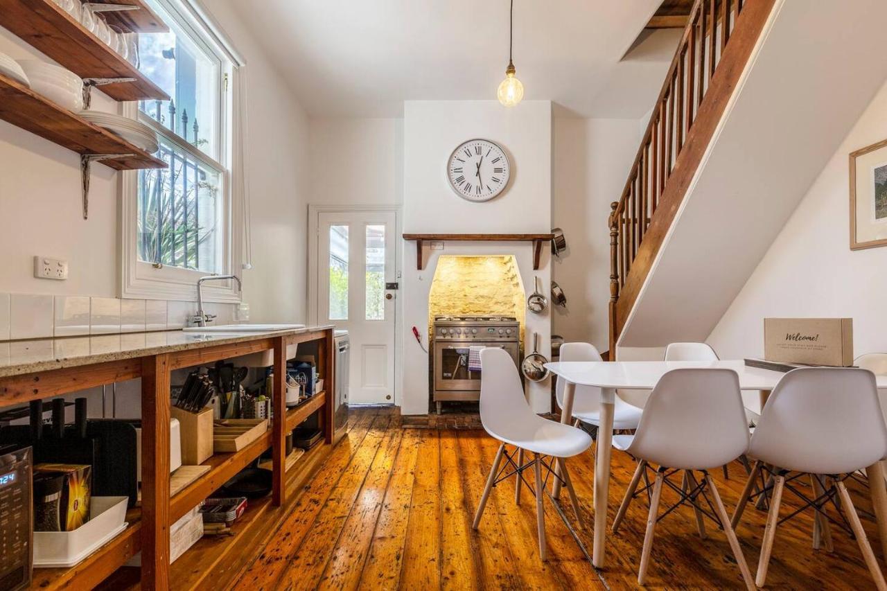 Apartment Hope House - True Victorian Meets Urban Living Melbourne