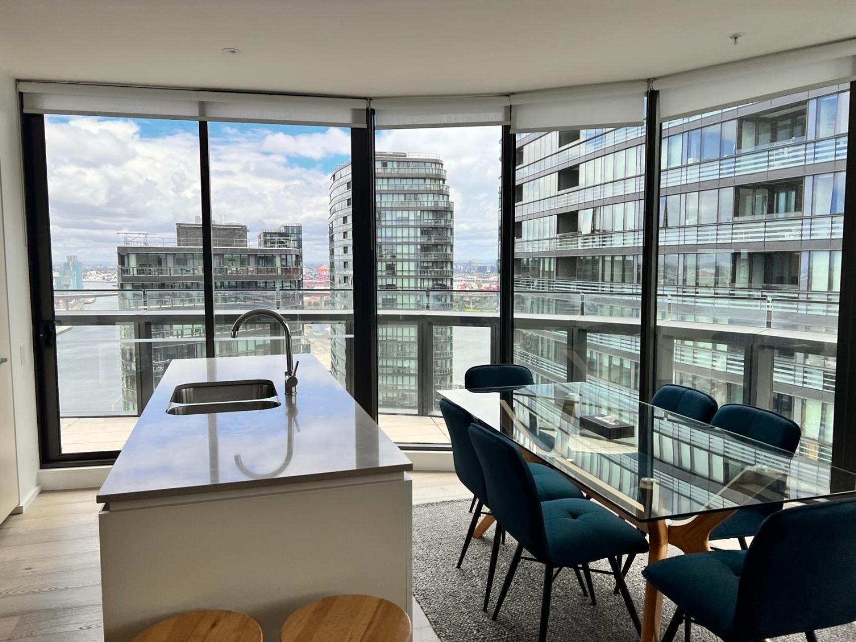 Winston Docklands Aparthotel Melbourne