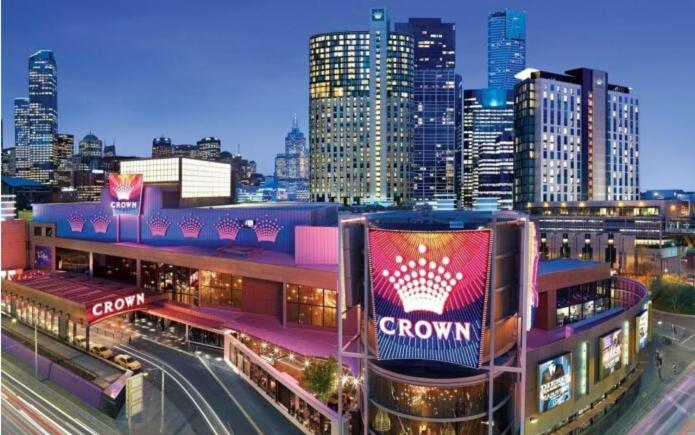 Spacious 2 Bdrs Apt +free Parking Melbourne