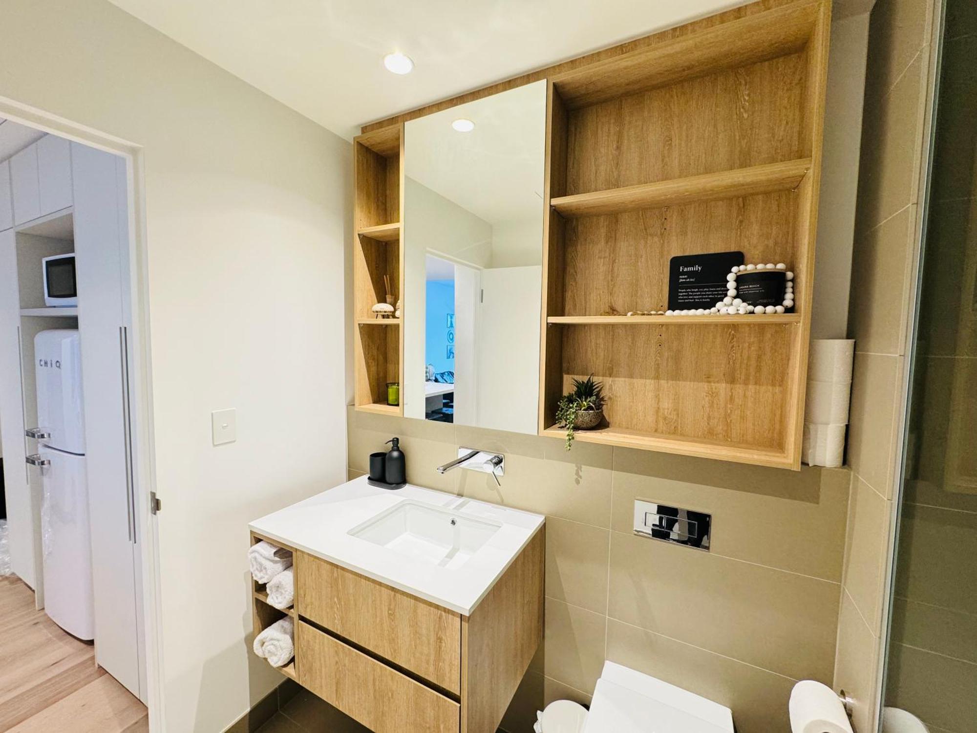New Retro Style 2bedrooms Max For 6 In Heart Of Cbd * Melbourne