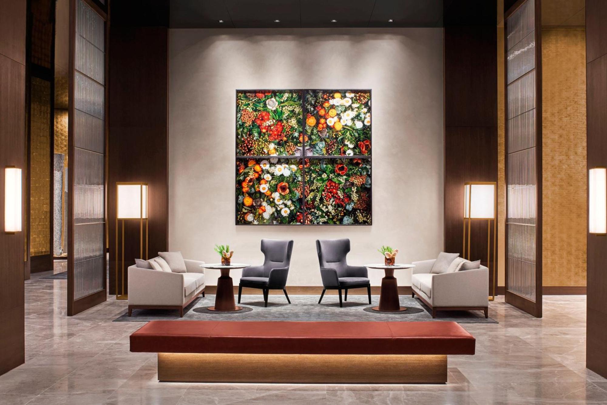 The Ritz-carlton, Hotel 5*