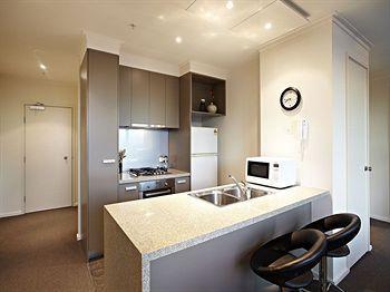 Gem Short Aparthotel 4*