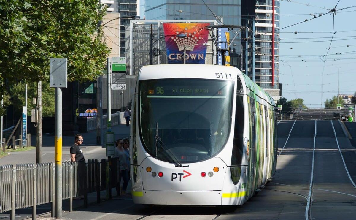 A Cozy 2br With Yarra Views Free Parking Melbourne
