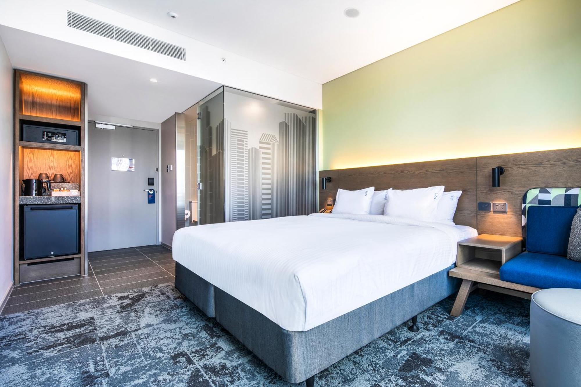 Hotel Express Little Collins By Ihg