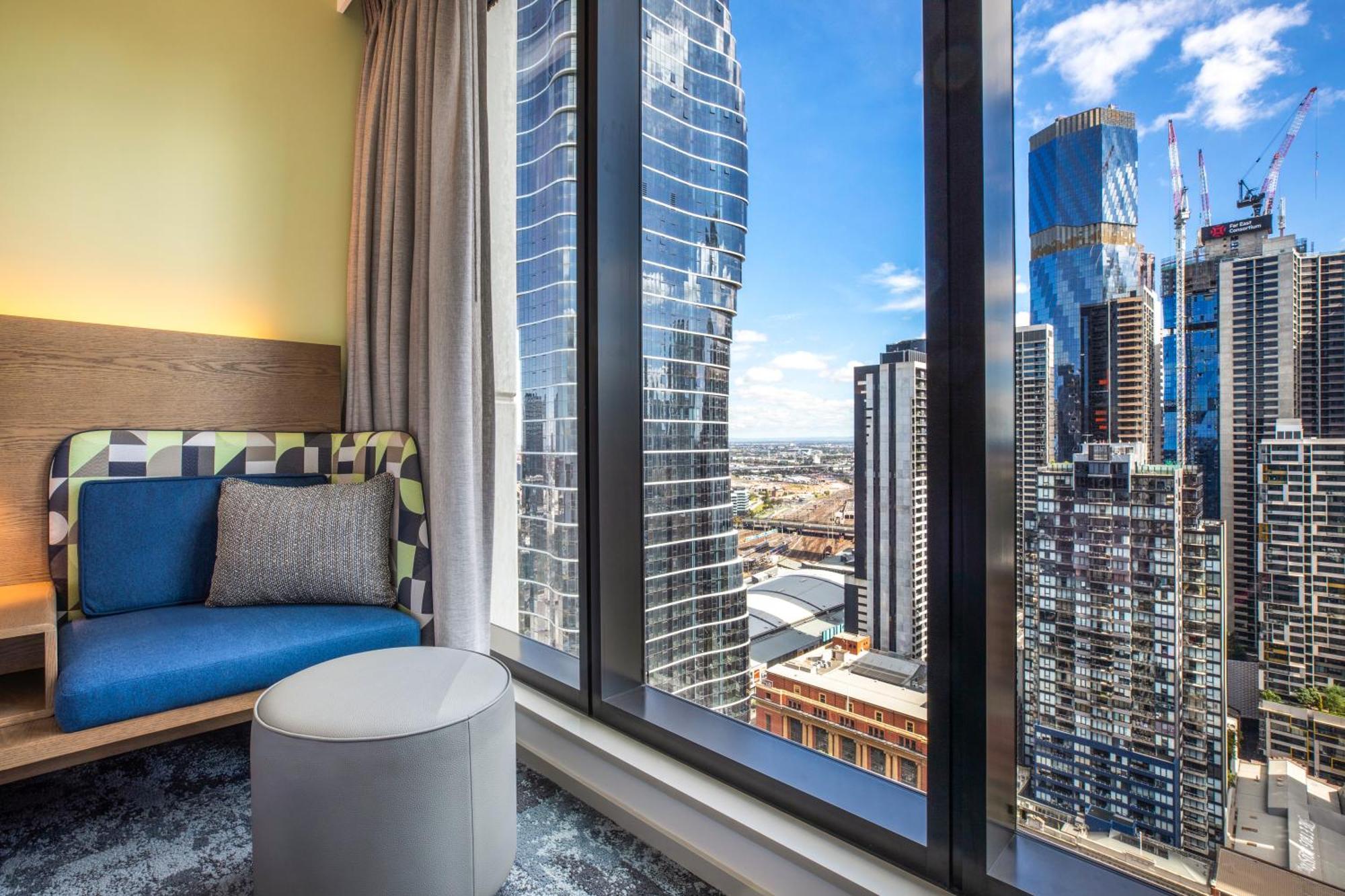 Hotel Express Little Collins By Ihg