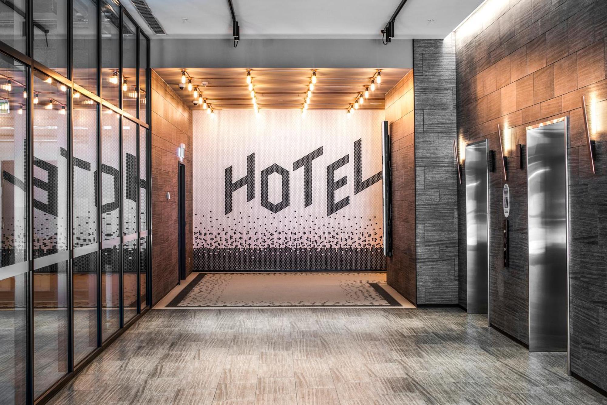 Hotel Express Little Collins By Ihg