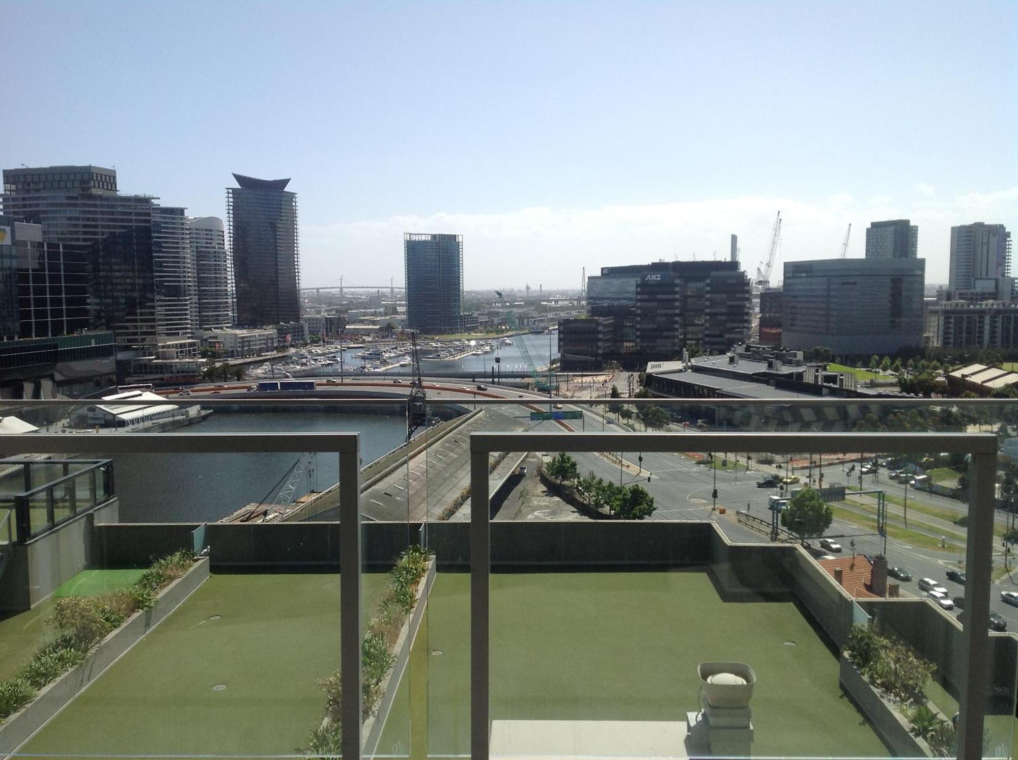 Waterfront Aparthotel 4*