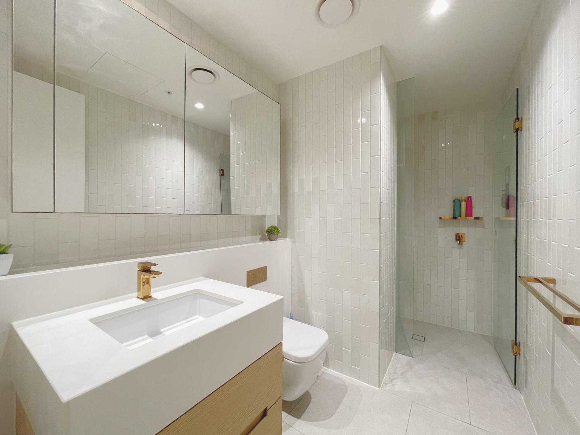 Apartment Collins House 2b By Goodlive Melbourne