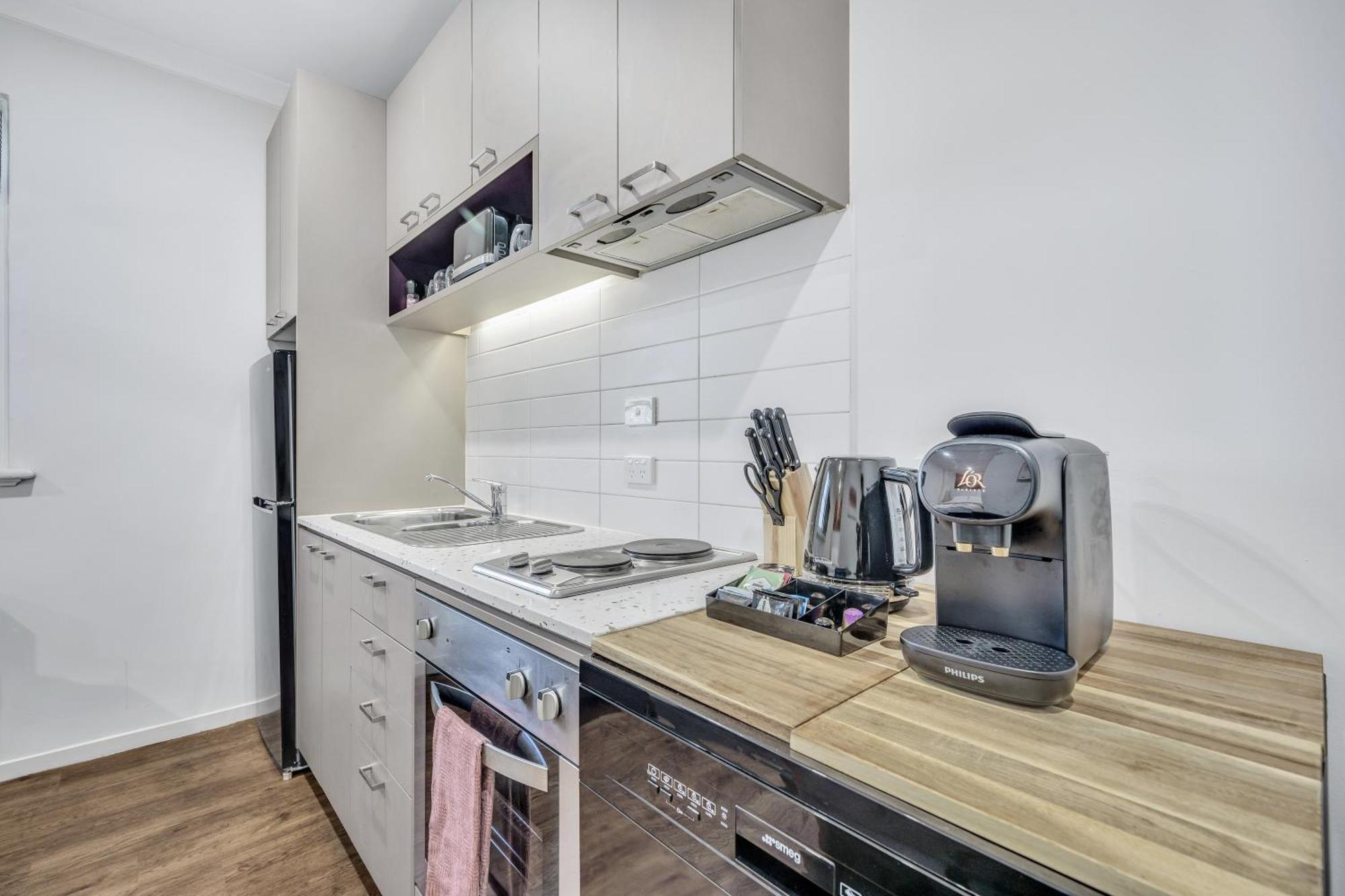 Grosvenor 3121 Richmond Apartment *