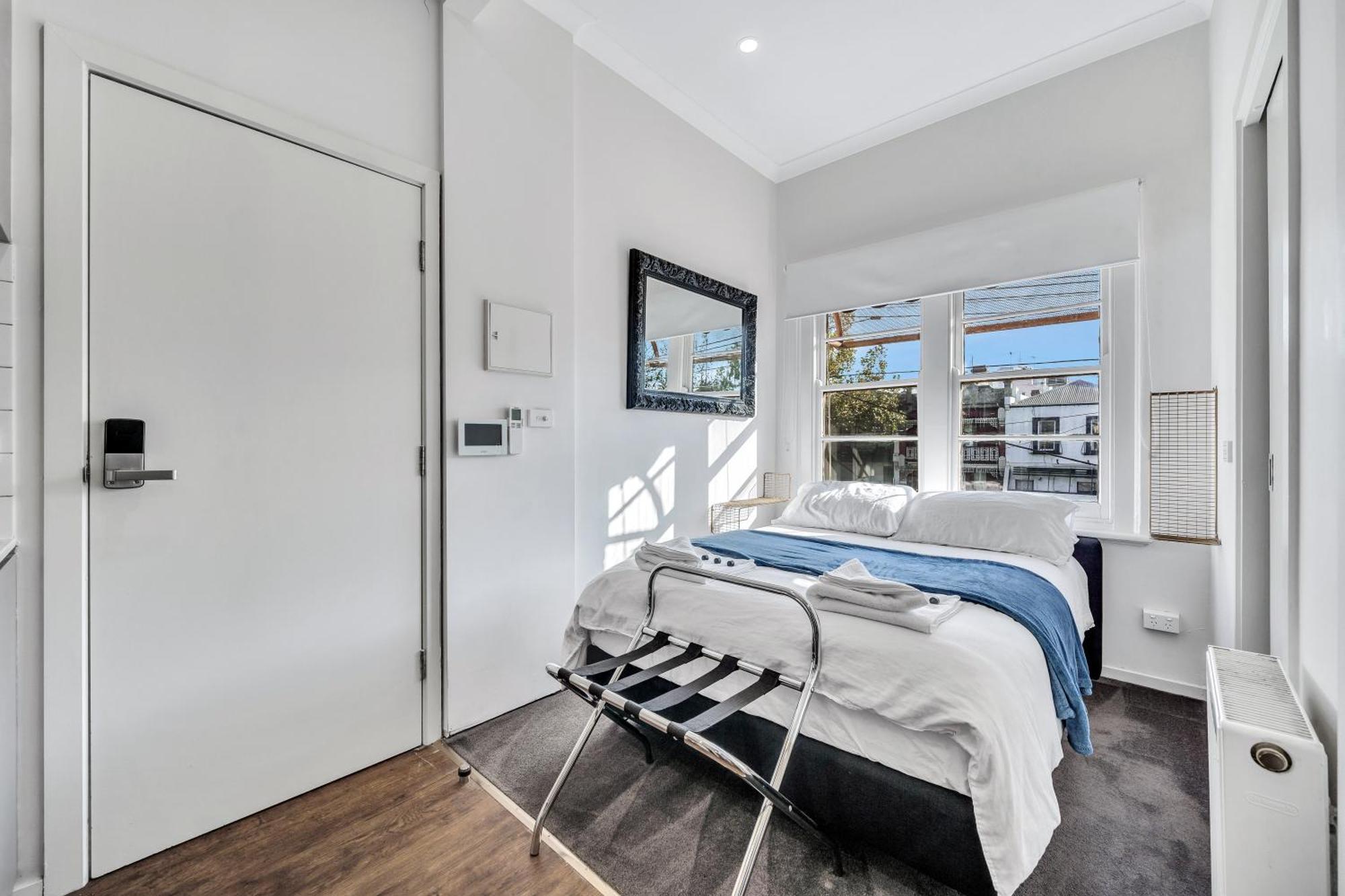 Grosvenor 3121 Richmond Apartment