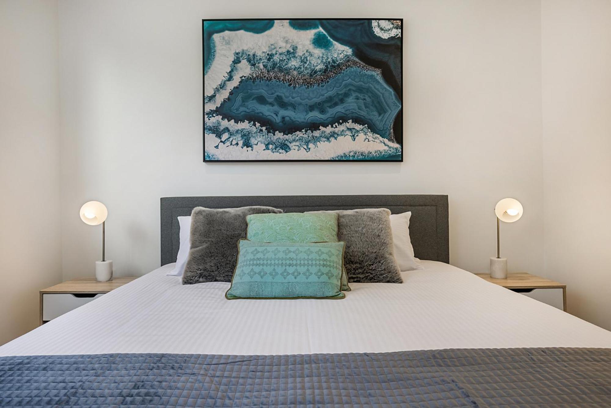 Bright Terrace Unit Next To Chapel St Dining Apartment *