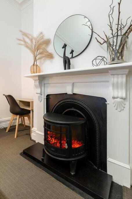 Holiday home A Carlton Classic - Quaint Inner-city Getaway *