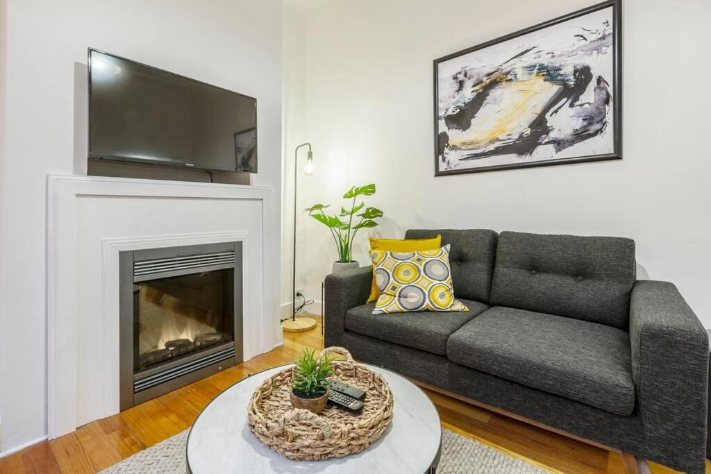 A Carlton Classic - Quaint Inner-city Getaway Holiday home *