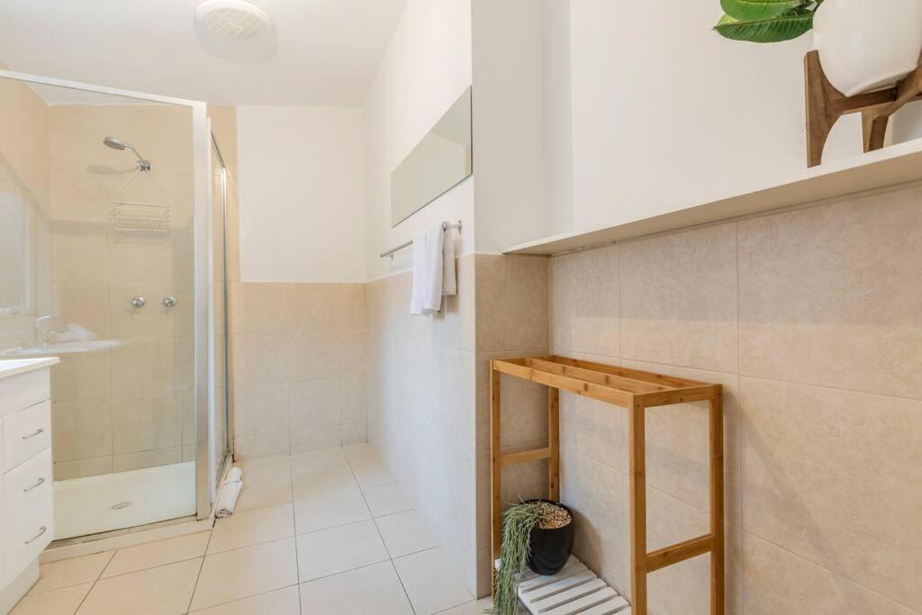 Holiday home A Carlton Classic - Quaint Inner-city Getaway *
