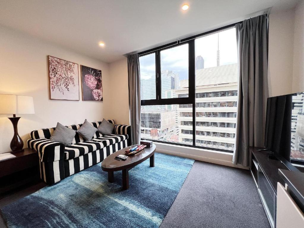 Apartment Spacious Family On Bourke Centre *