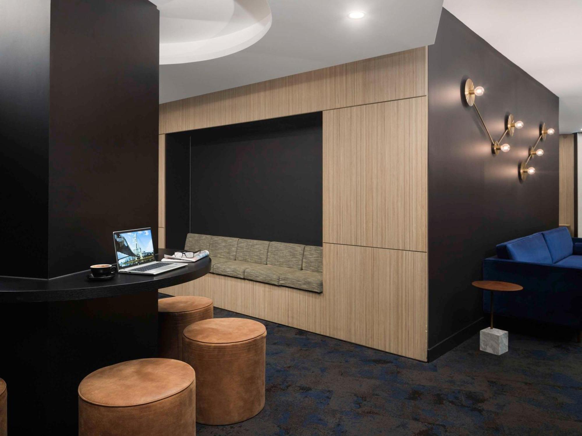 Mercure Welcome Hotel 4*