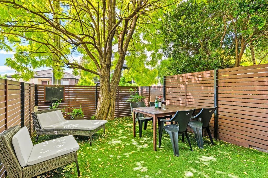 The Avenue The Place Terrific 4br 2bth Townhouse Holiday home Melbourne
