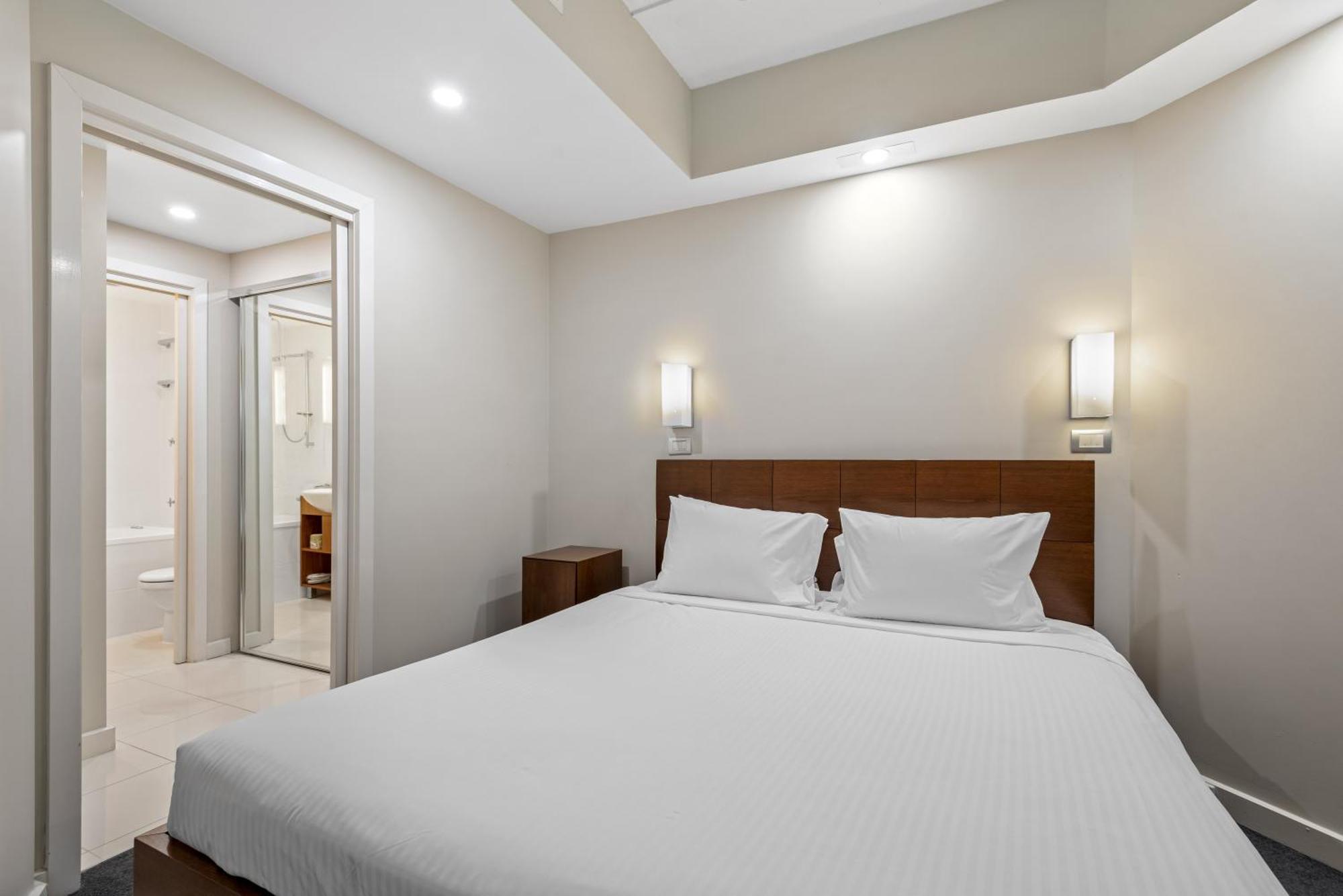 Hotel Amora Riverwalk Melbourne